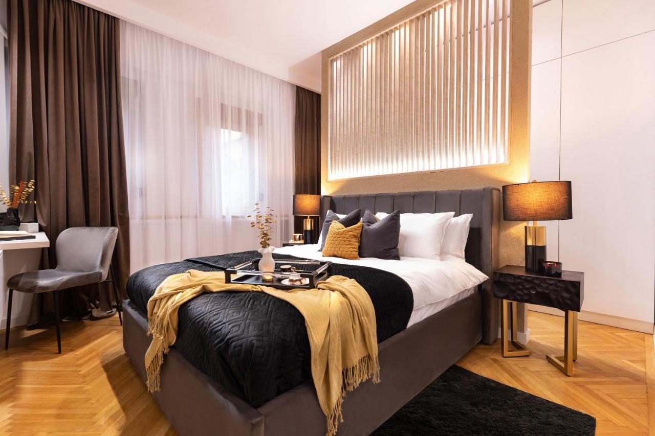 Qult - Maze * Bukarest